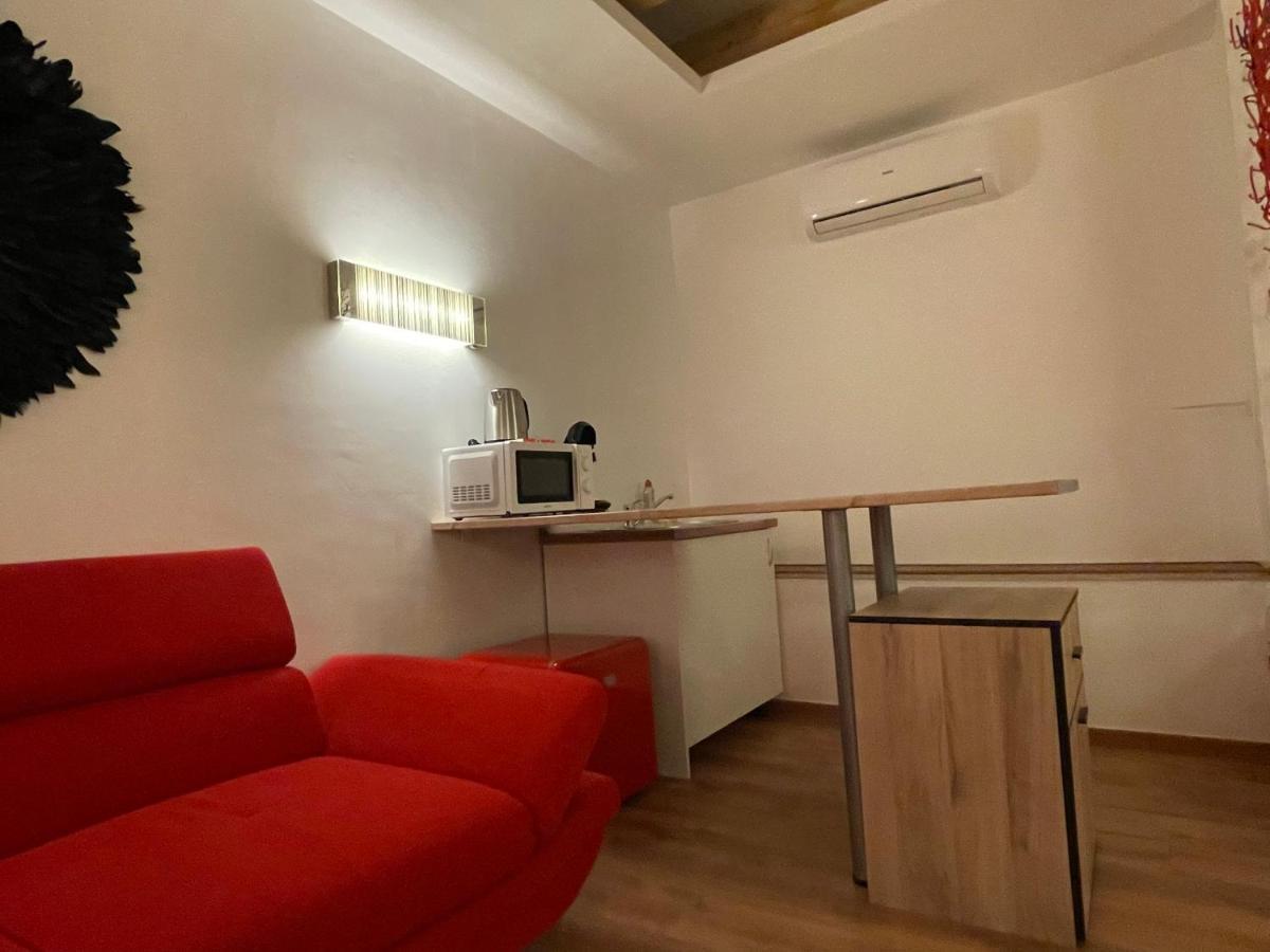 New Workspace Studio Savoya9 Self Check In Old City Center Timişoara Exteriör bild